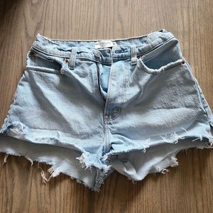 Abercrombie curve love mom shorts